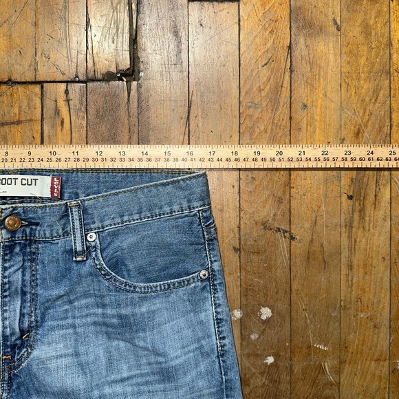 Levi's 527 Jeans Men's Size 33x30 Blue Denim Medium Wash Flat Front Bootcut Leg - Picture 4 of 10